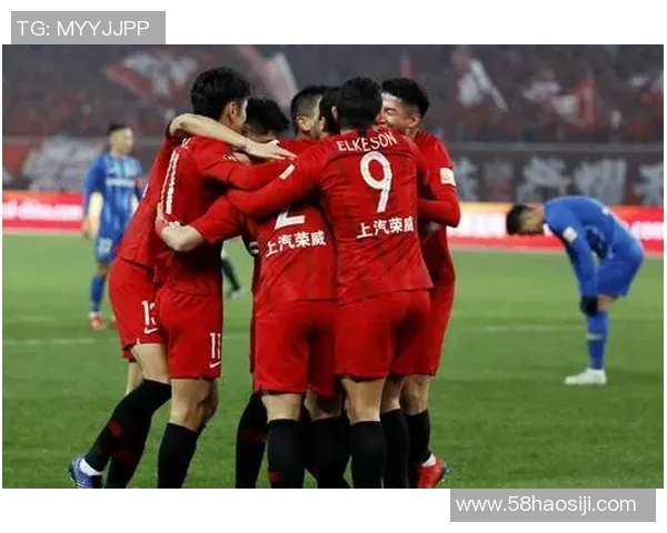 上海上港迎战权建争夺胜利期待精彩对决与球迷热情支持